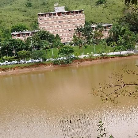 Apartamento Hotel Cavalinho Branco Águas de Lindóia Dış mekan fotoğraf